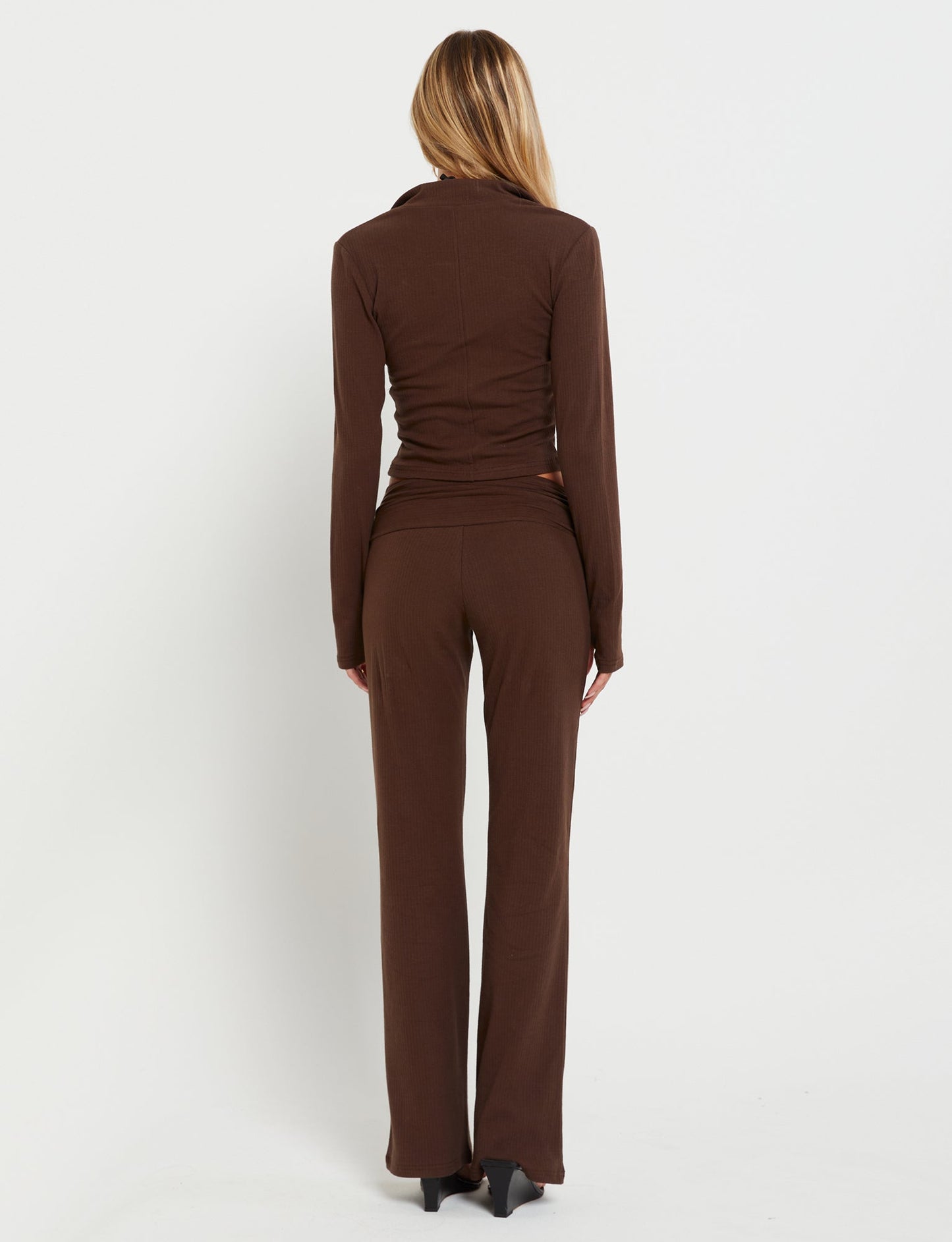 KAVAT JACKET - BROWN