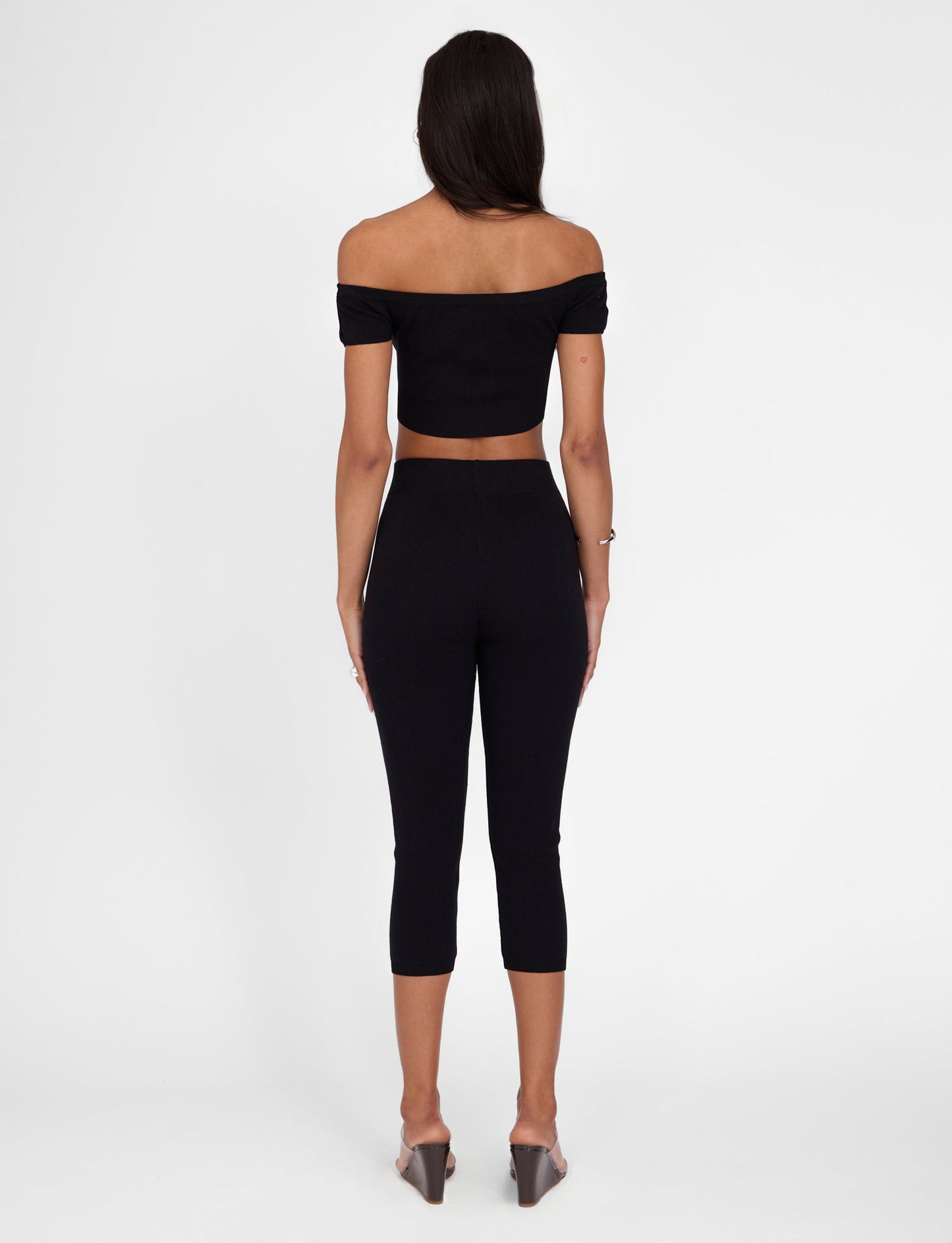 LEDGER CAPRI - BLACK